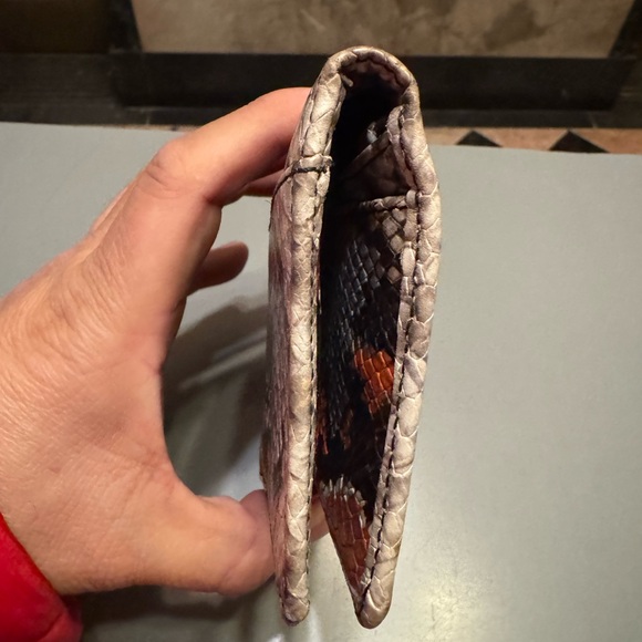 & other stories, snake print their wallet - Picture 3 of 9